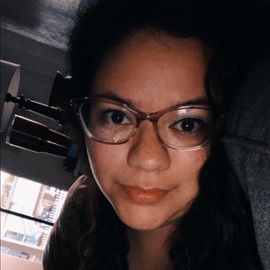 Meet your Posher, Brianna